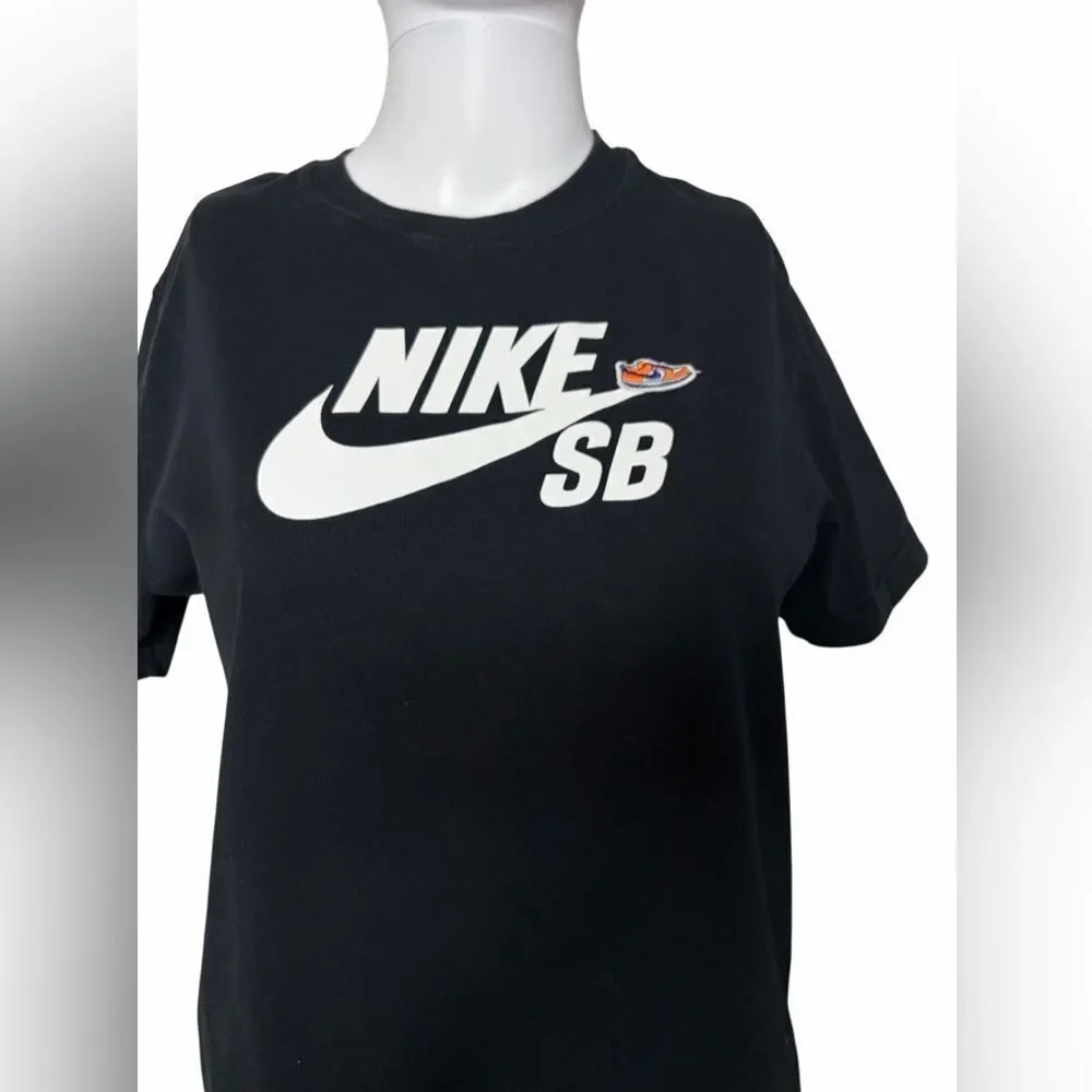 Nike SB black Tee with White Logo Large